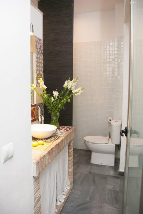 Beautiful Silent Apartment Private Parking Seville Ngoại thất bức ảnh